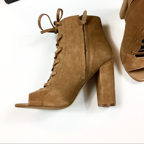 I ACCEPT OFFERS Sam Edelman Lace Up heels - Picture 4 of 7